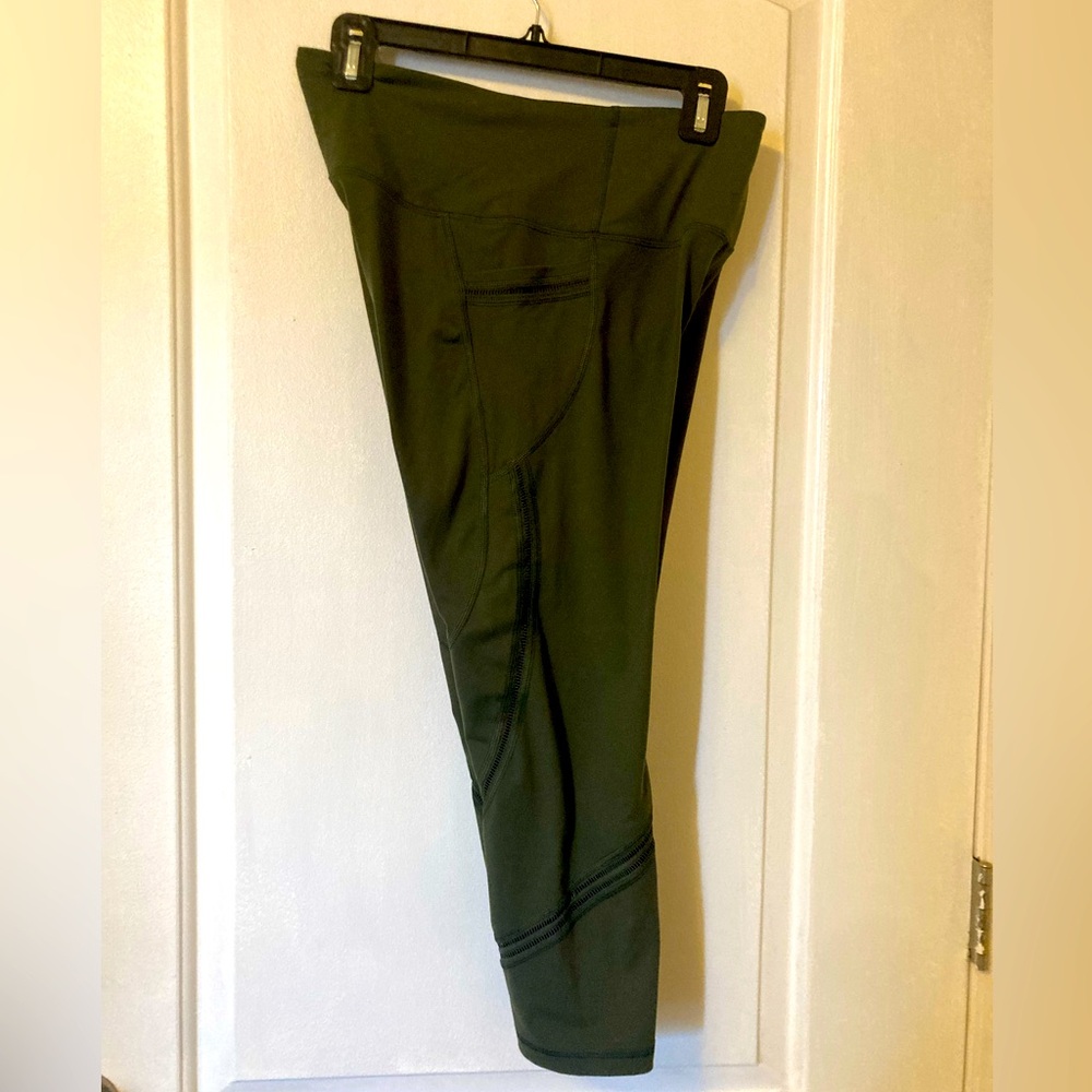 VS Capri Knockout olive green